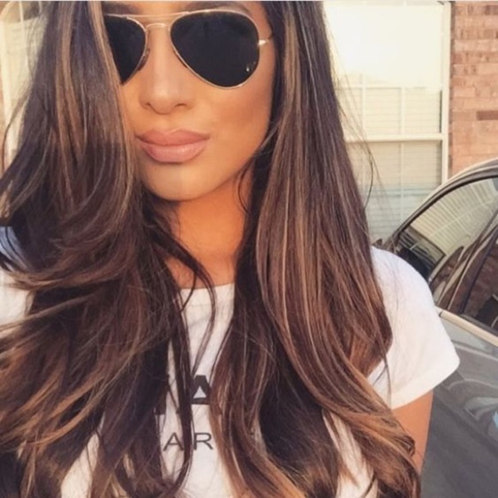 Meet your Posher, Olivia